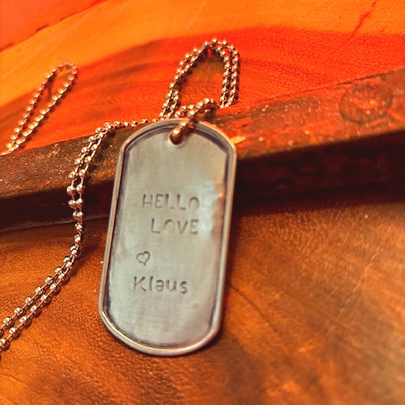 Hello love Klaus, 30 inch necklace military dog tag - Picture 1 of 6